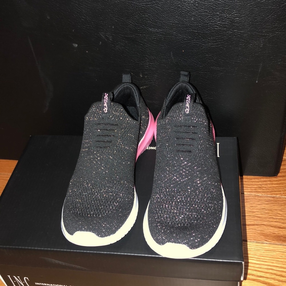 Brand new without tag kids slip-on sketchers shoes